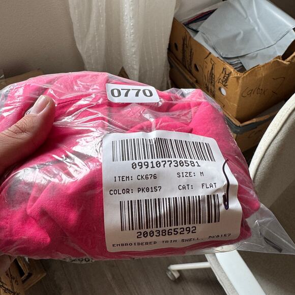 J.Crew Embroidered-Trim Shell Top WMNS M Snapdragon Pink Linen Cotton Sleeveless - Picture 10 of 10